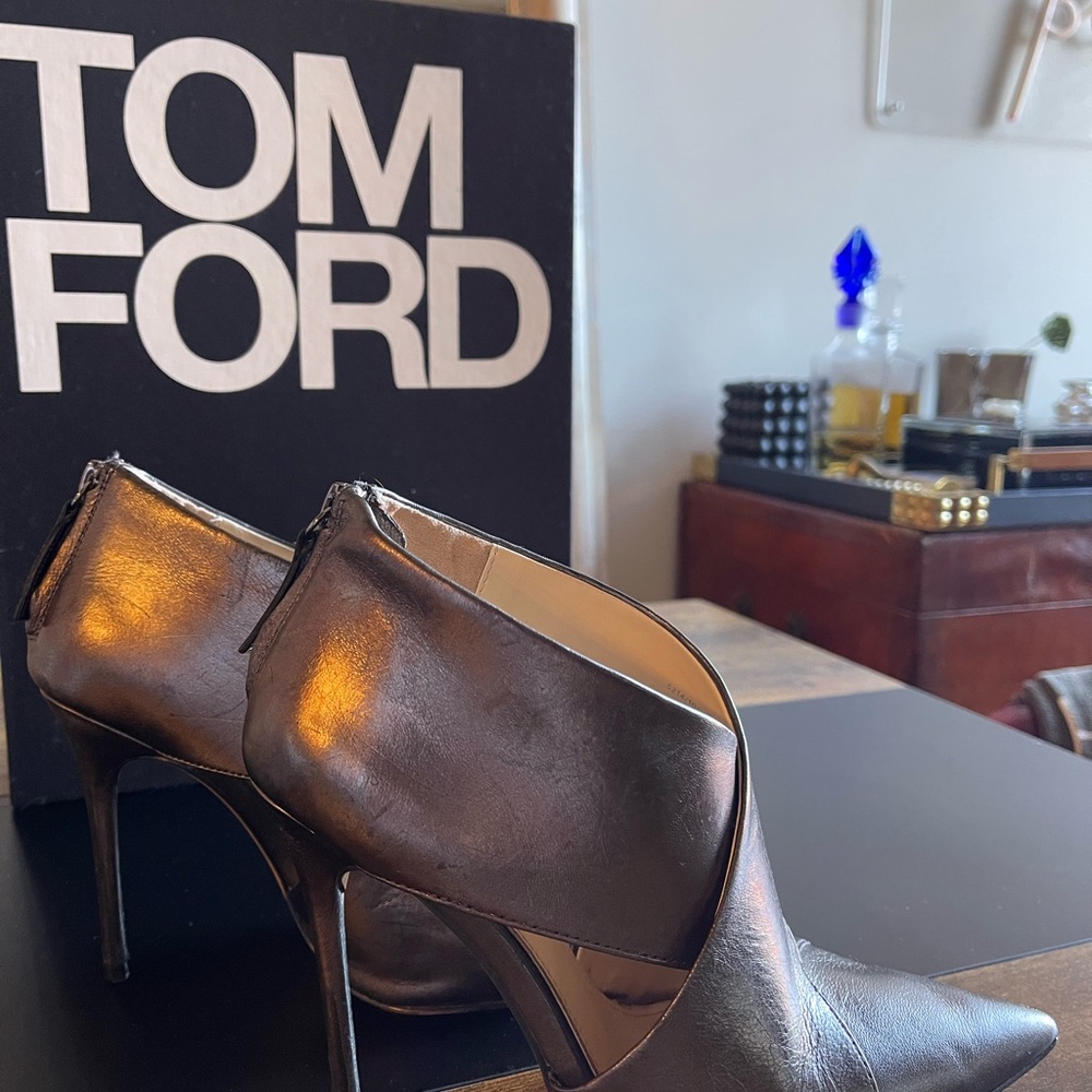 Zara Black Ankle Boots Sleek Stiletto Design